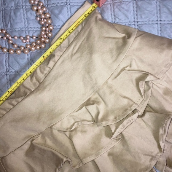 Umgee Shorts Skirt Khaki Medium Ruffle BNWOT - Picture 10 of 12